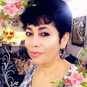 Meet your Posher, Yolanda